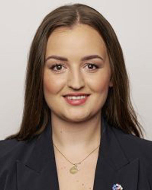Lucie Bartošová